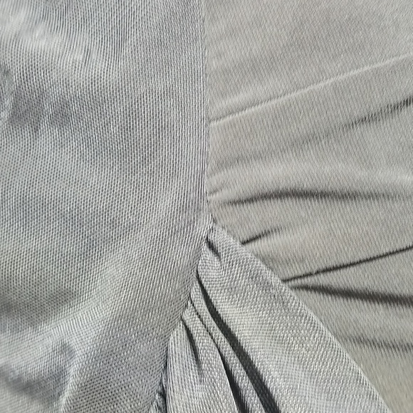 Frank Lyman size 6 black dress made in Canada stretchy fabric.  Designer quality - Picture 14 of 14